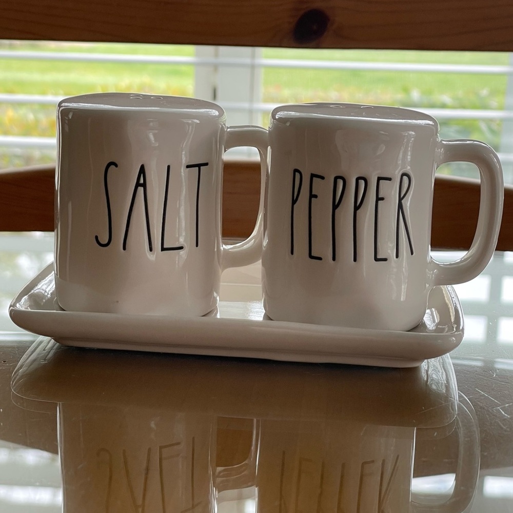 RAE DUNN Salt & Pepper Shaker with holder dish